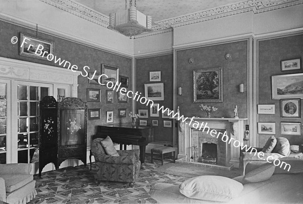 7 AILESBURY ROAD A E JONES MRIAI DRAWING ROOM